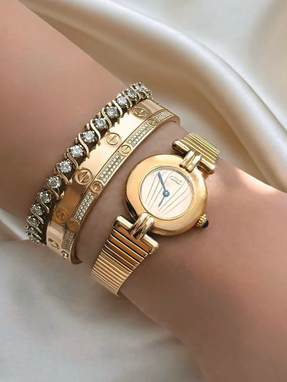AUTHENTIC RARE VINTAGE CARTIER GOLD WATCH - WITH BOX
